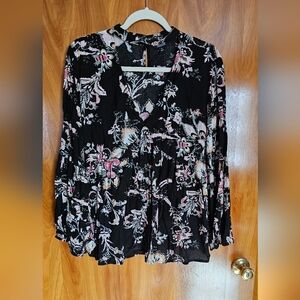 a.n.a Black and Pink Floral Blouse
